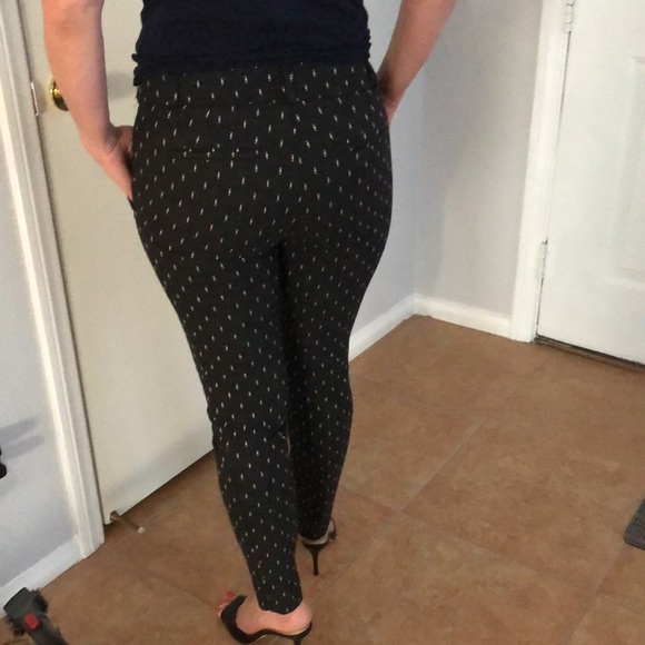 Ann Taylor Loft - Picture 9 of 9